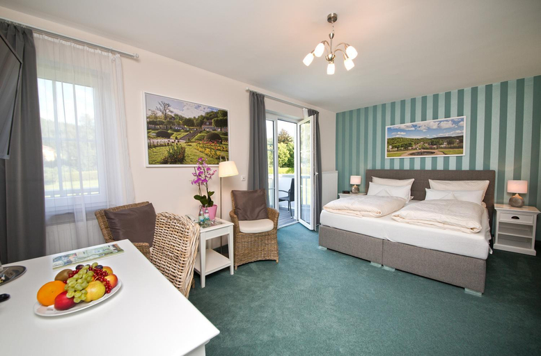 Bedroom 4, Hotel Jagerhof, Bad Kissingen
