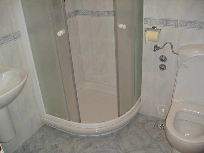 Bathroom 2, Apartments Luna, Tisno