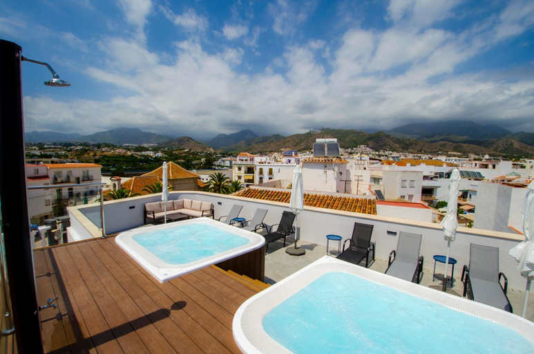 Others 4, NERJA-CENTRO-JACUZZI- MIRADOR DE LA ERMITA- Adults Recommended, Málaga