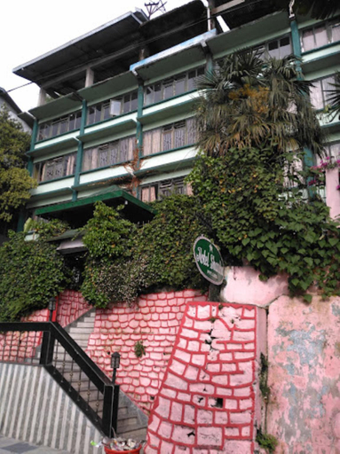 Others 5, Goroomgo Shambhu Mall Road Darjeeling, Darjiling