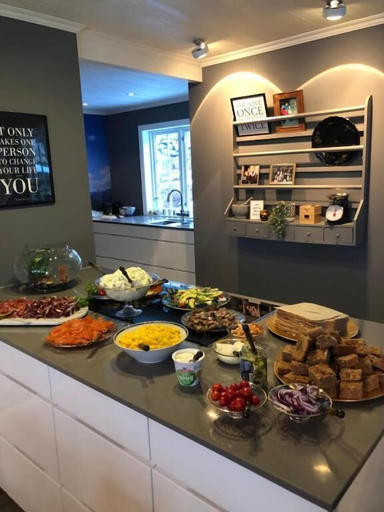 Food & Drinks 4, Aarnes House Stryn, Stryn