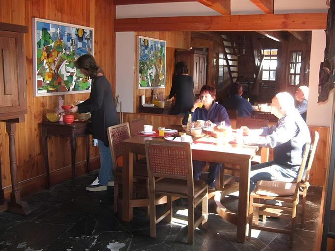Food & Drinks 4, B&B HMuller, Cautín