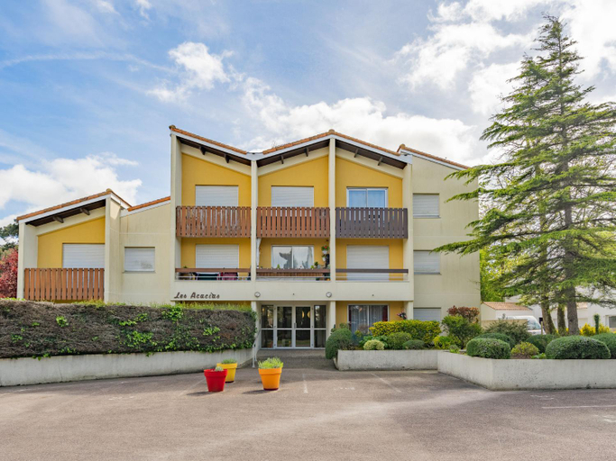 Apartment Pre Catelan-1 by Interhome, Charente-Maritime