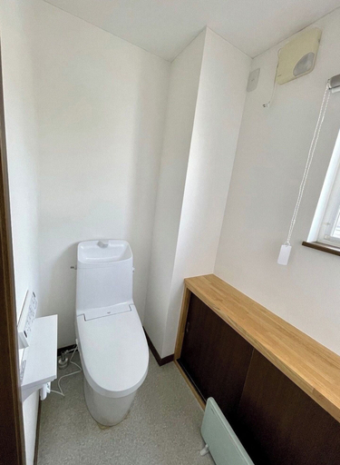 Bathroom 3, ADVENTURe, Furano