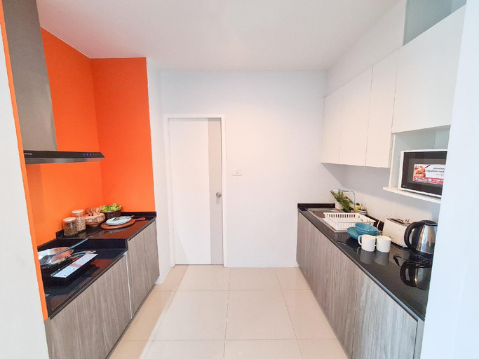 Dining Room 5