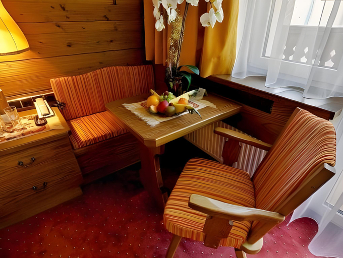 Others 3, Hotel Bruno, Imst