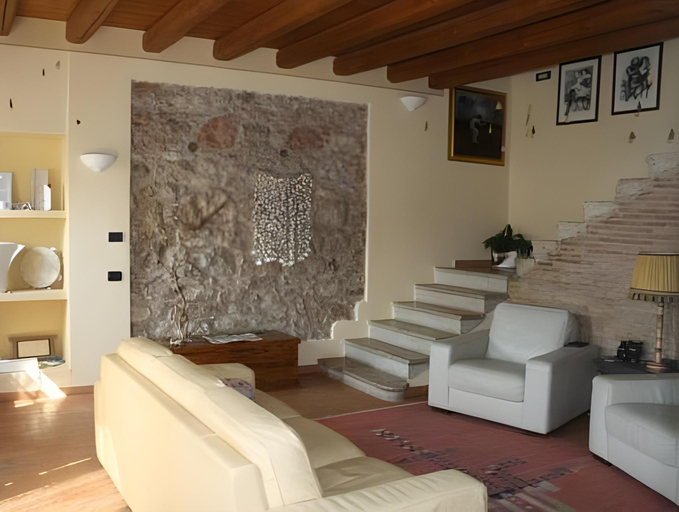 Others 2, B&B Ca' Ori, Verona