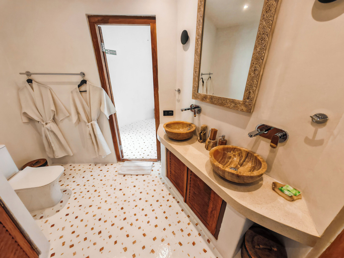 Bathroom 3, Hillstone Luxury Village, Badung