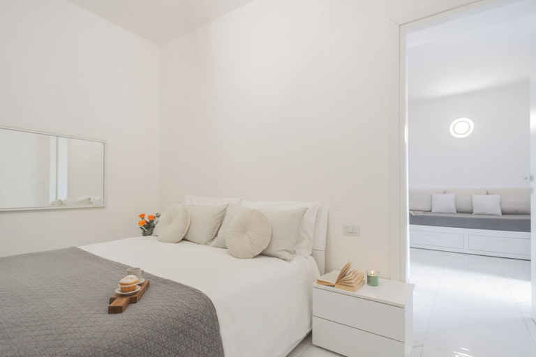 Bedroom 2, Luce Apartment by Rent all Como, Como