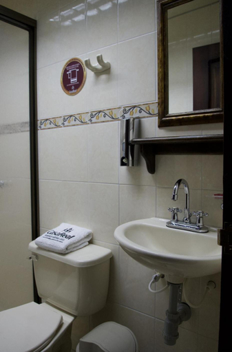 Bathroom 4, Hospedaje Casa Real, Salamina