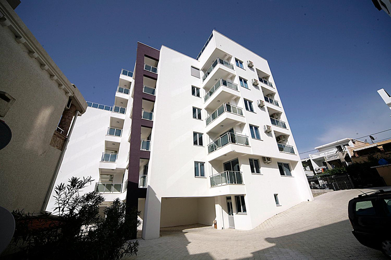 Exterior view 5, Sea Star Apartment
