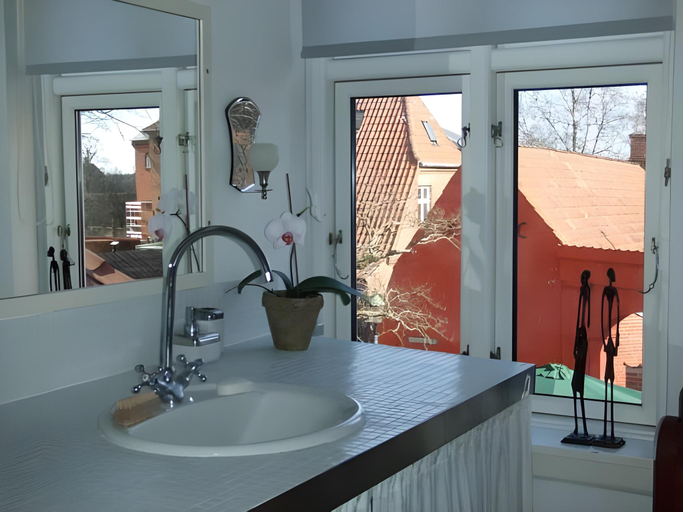 Bathroom 2, Nattely I Viborg By, Viborg