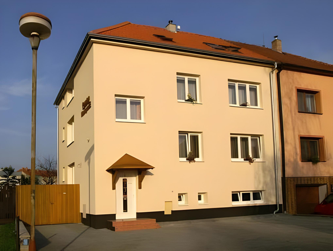 Others 2, Penzion Hustopece, Břeclav