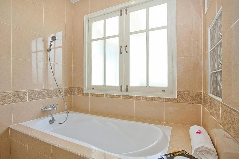 Others 3, 2BR Pool Villa Insignia - Cosy Beach Pattaya, Pattaya