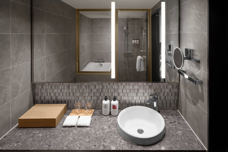Bathroom 17