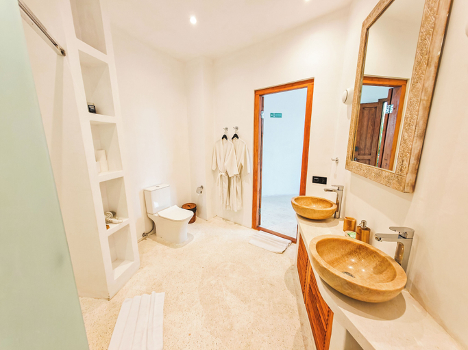 Bathroom 3, Hillstone Luxury Village, Badung