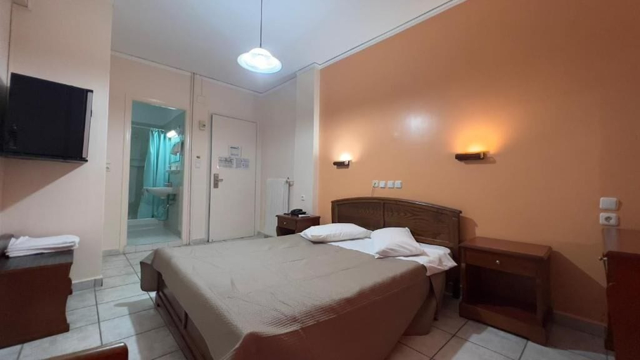 Bedroom 3, Hotel Cosmos, Attica