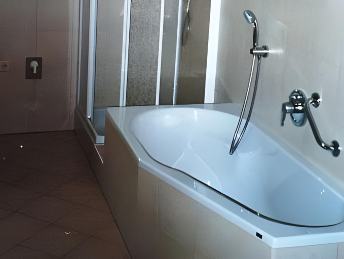 Bathroom 3, Haus Adlerhorst, Bolzano