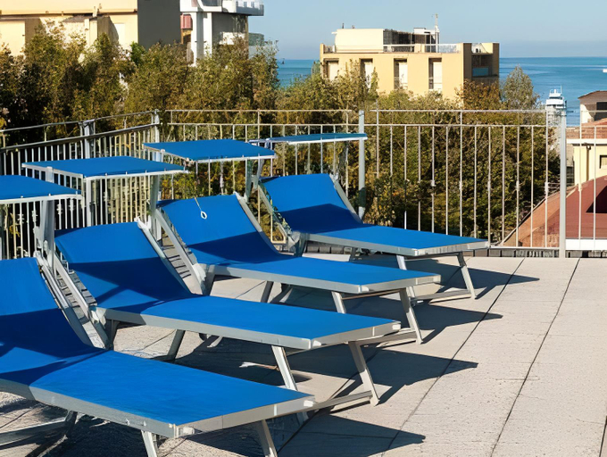 Others 5, Residence Millennium, Rimini