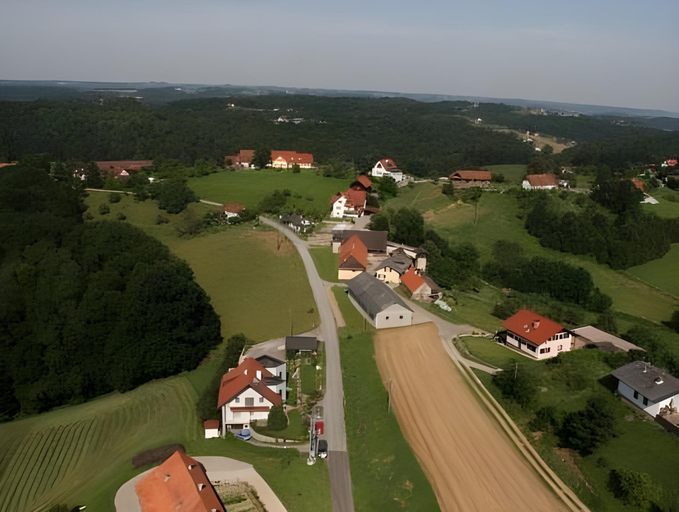 Others 4, Dorfwirt, Graz Umgebung