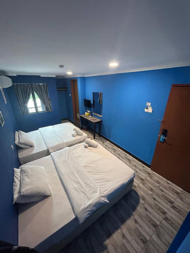 Bedroom 9