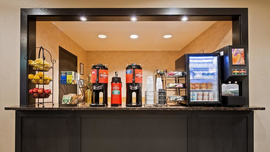 Food & Drinks 4, Best Western Plus The Charles Hotel, Saint Charles