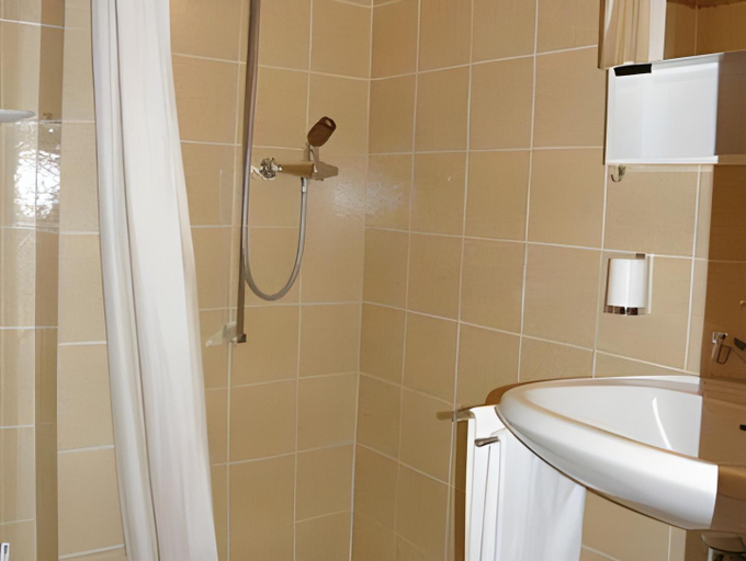 Bathroom 3, Hotel Garni Rivabella au Lac, Locarno