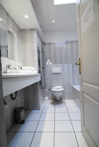 Bathroom 5, Petul Apart Hotel Residenz, Essen