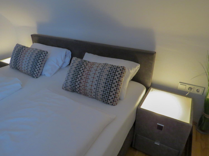 Bedroom 2, Hotel Saarblick Mettlach, Merzig-Wadern