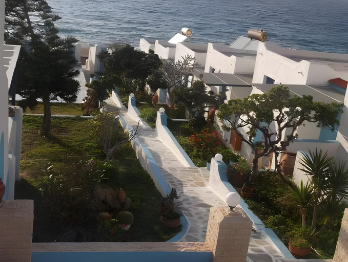 Others 5, Elenis Studios, South Aegean