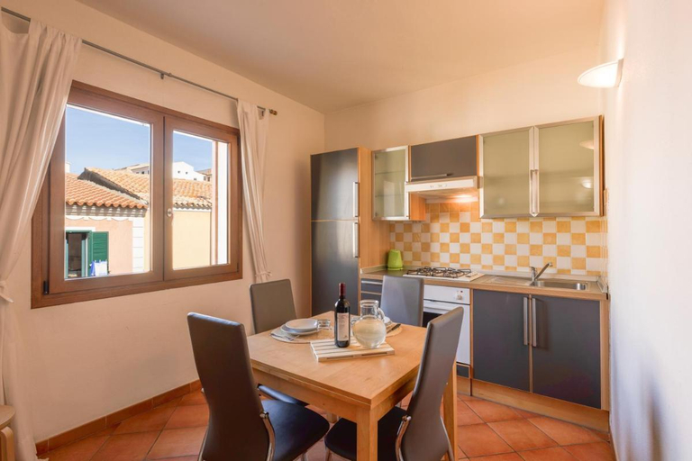 Others 4, Relaxing Cristal Blu Studio sleeps 4, Olbia-Tempio