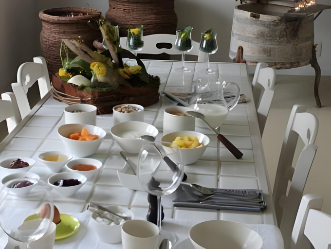 Others 5, B&B 't Burreken, Oost-Vlaanderen