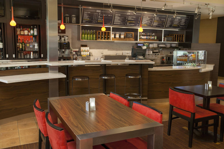 Food & Drinks 4, Courtyard by Marriott Chicago Highland Park/Northbrook, Cook