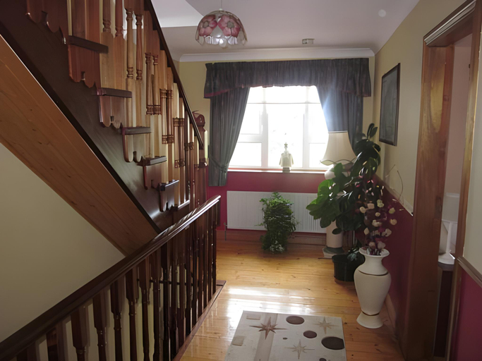 Others 5, Marguerite's B&B