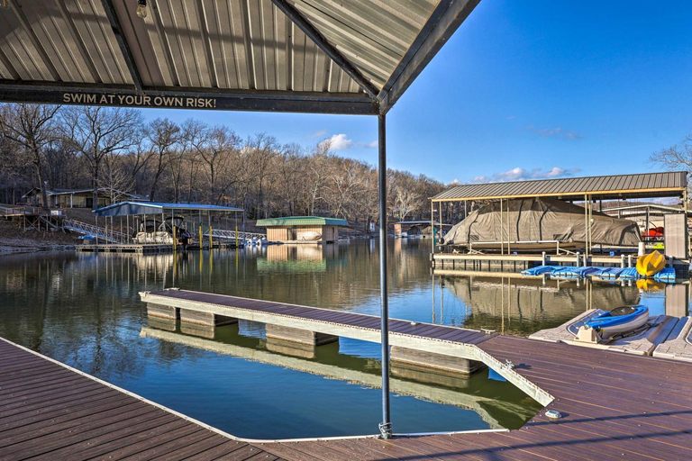 Sport & Beauty 2, Pet-Friendly Grand Lake House with Dock and Kayaks!, Delaware