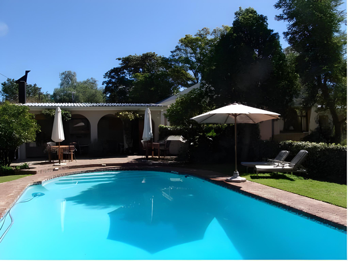 Sport & Beauty, La Pension Guest House., Eden