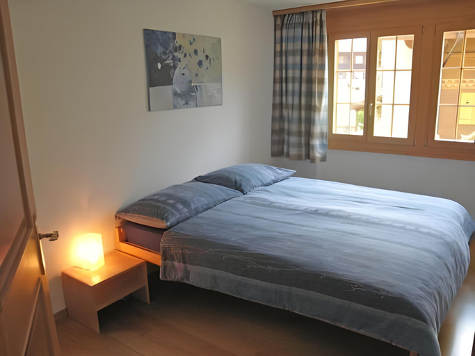 Bedroom 2, Apartment Chalet Nagano by Interhome, Interlaken