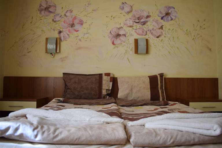Others 3, Hotel Jeravna, Stolichna