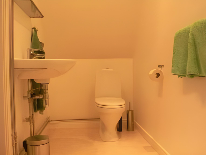 Bathroom 2, Jungshoved Kro B&B, Vordingborg