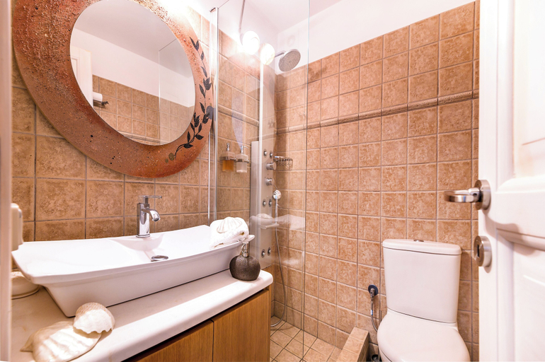 Bathroom 5, Ifigeneia Luxury Villas, South Aegean