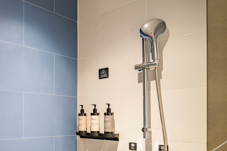 Bathroom 3, Rezen Hotel Beihai Silver Beach, Beihai