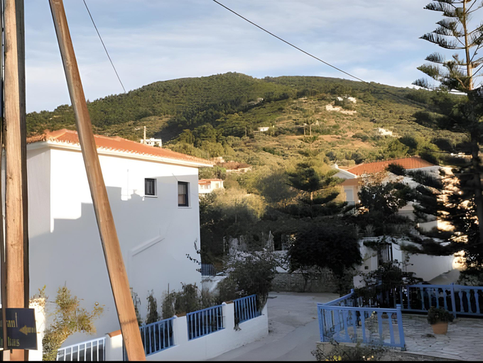 Others 4, Studios Elpiniki, Thessaly