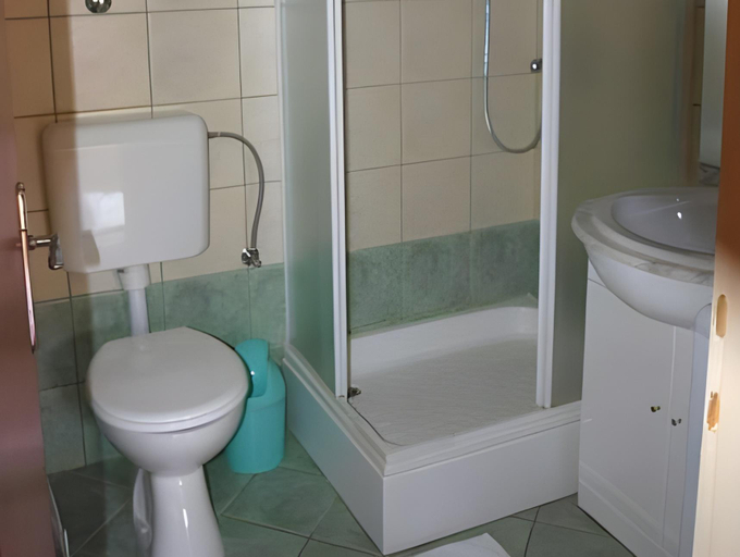 Bathroom 2, Apartments Mia, Postira