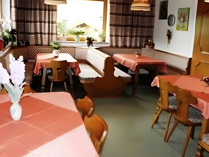 Food & Drinks, Gastehaus Alpenblick, Reutte