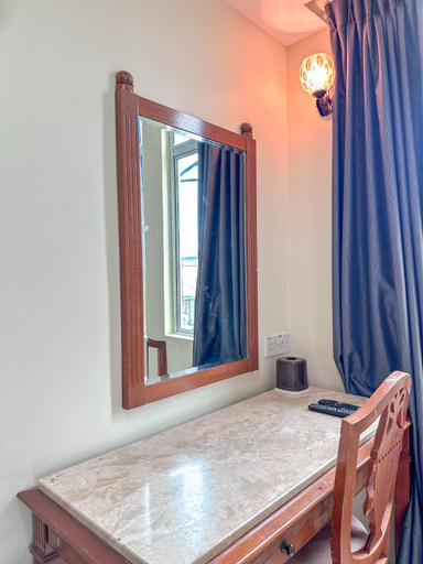 Others 5, G Star Hotel, Manjung