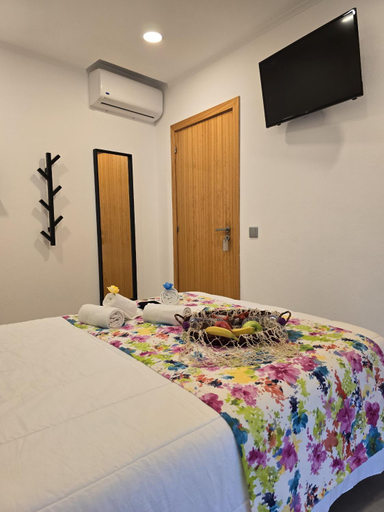 Others 3, LC's Guesthouse, Lagos