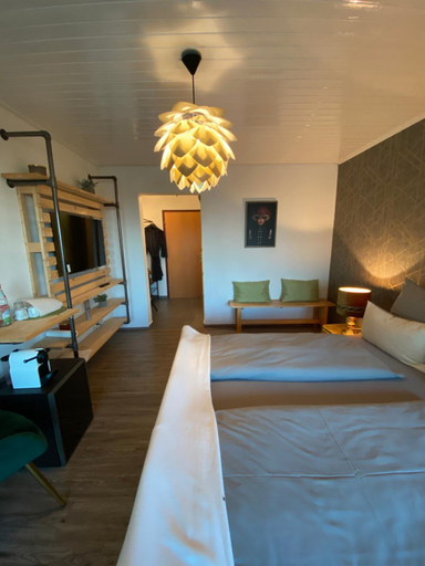 Doppelzimmer mit Bad & Balkon, Calw