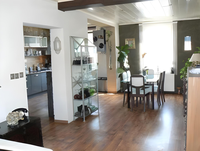 Others 4, Bienvenue Chez Nous, Moselle
