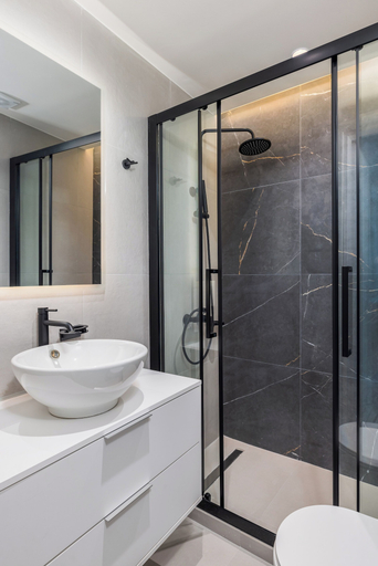Bathroom 5, Soho Harbor by halu!, Central Macedonia