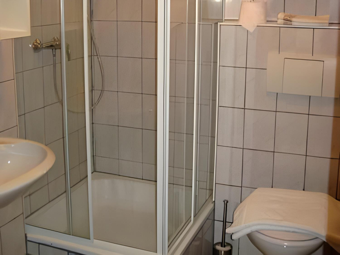 Bathroom 2, GardenView Apartments & Suites bei Bad Kissingen, Bad Kissingen
